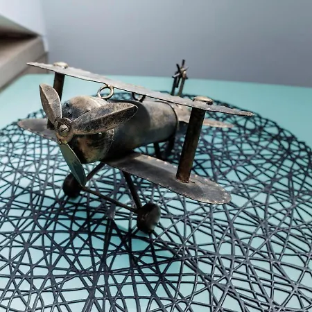 Queen Flat In Old Town With Castle View 아파트